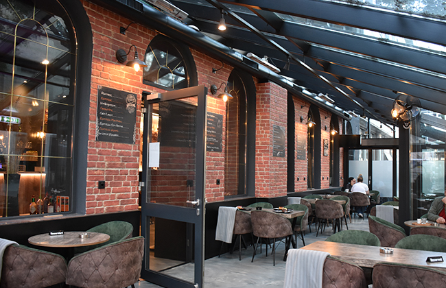 Cezve Cafe – Willkommen